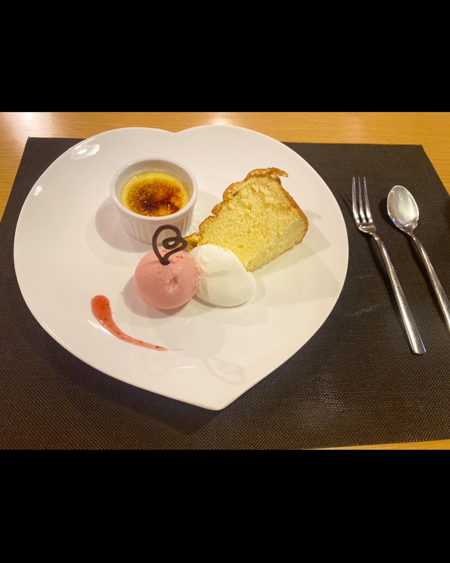 BDF98A6E-7827-4DB9-B9C6-14C73DAF5F14