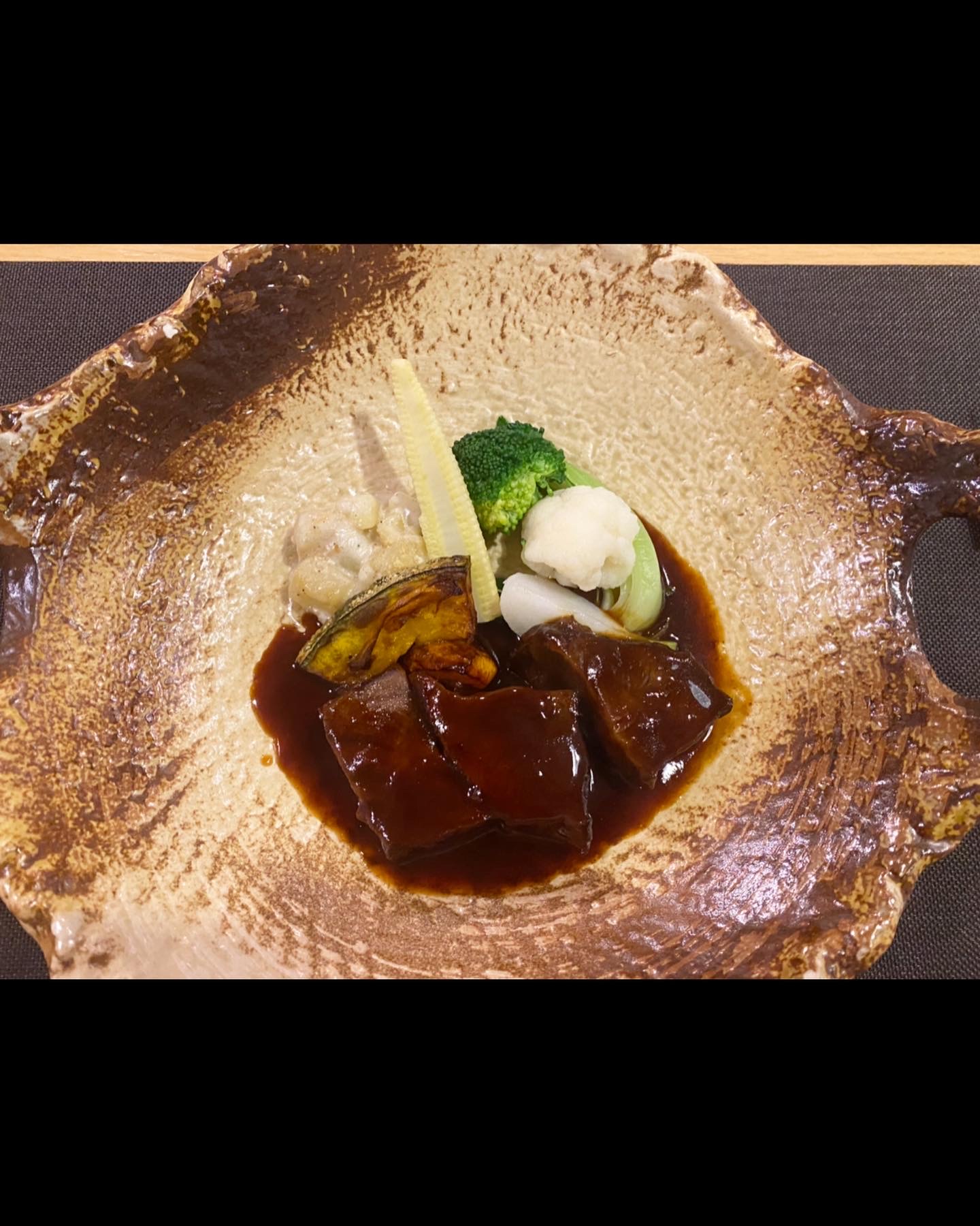 C2830B27-2DDC-4907-B2AE-AB76751B7CBB