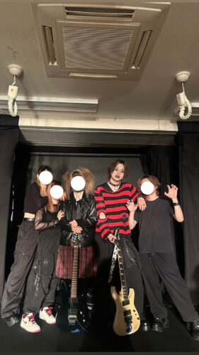 12F78C65-C404-4455-BF21-5689822014F3